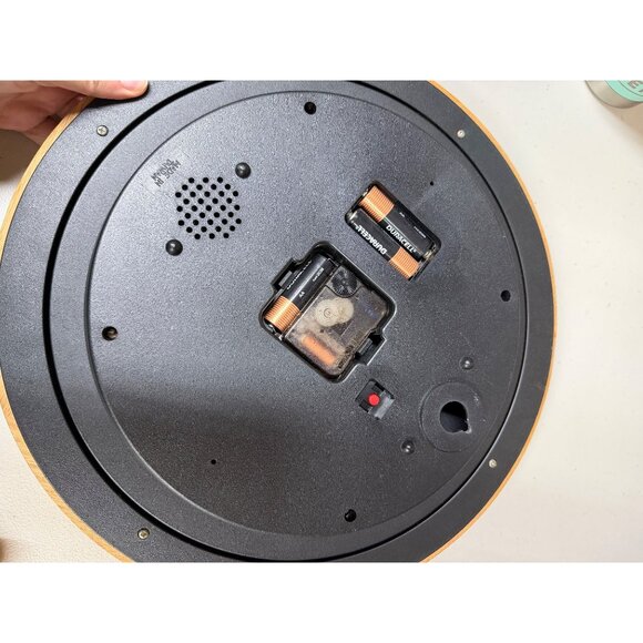 Quartz 13" Dog Breed Wall Clock Wood Frame Barking Chime Decor Tested Working - Picture 6 of 6